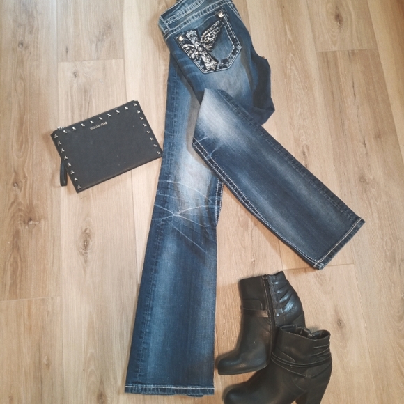 Miss Me Boot Cut Jeans size 27 - Picture 1 of 6